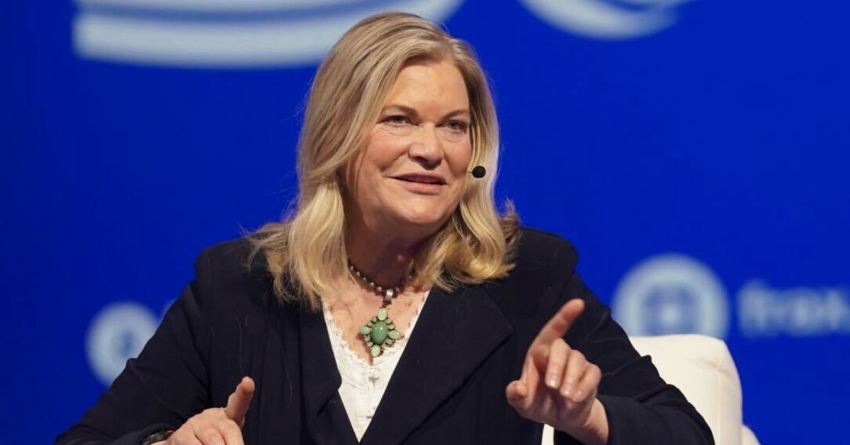 US-Senatorin Lummis über Bitcoin-Reserven und Stablecoin-Gesetzgebung bei der Bitcoin 2025 Konferenz