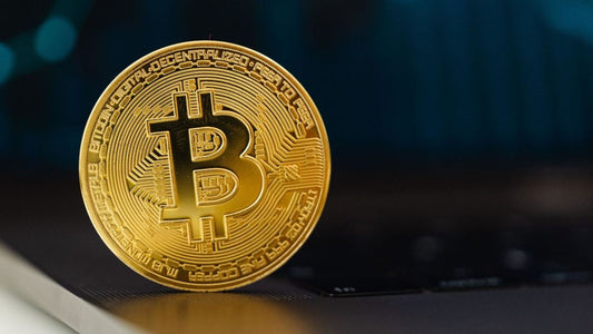 Bitcoin fällt unter 50.000 $, während der globale Markt abstürzt.