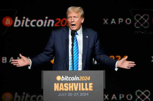 Donald Trump verspricht strategische Bitcoin-Reserve auf Bitcoin-Konferenz in Nashville.